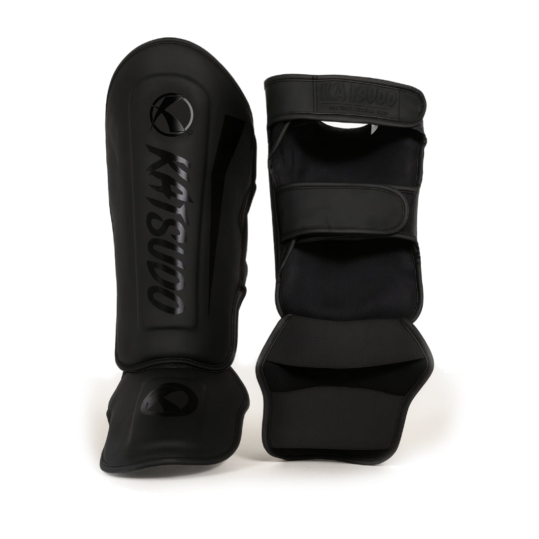 Katsudo lahki usnjeni ščitniki za nart