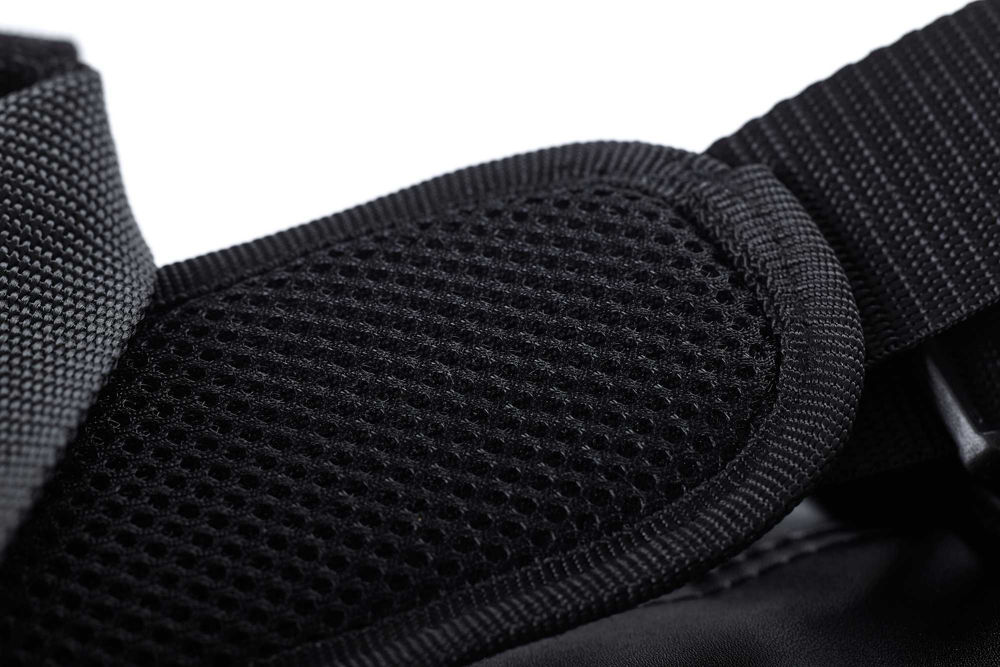 Adidas judo torba iz umetnega usnja L, črna